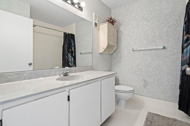 8196 Whispering Palm Drive E, Boca Raton, FL 33496