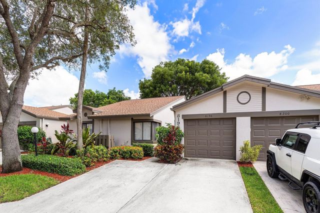 8196 Whispering Palm Drive E, Boca Raton, FL 33496