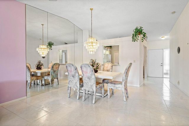 8196 Whispering Palm Drive E, Boca Raton, FL 33496