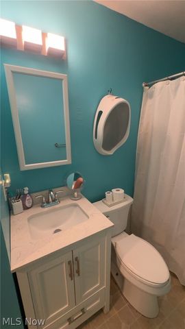 2358 Nesmith Lake Boulevard, Akron, OH 44314