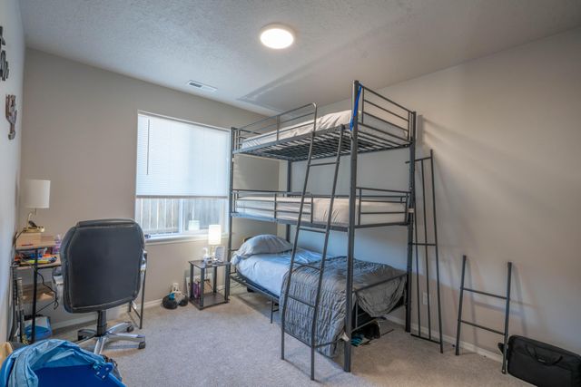 2324 NW Teak Place, Redmond, OR 97756