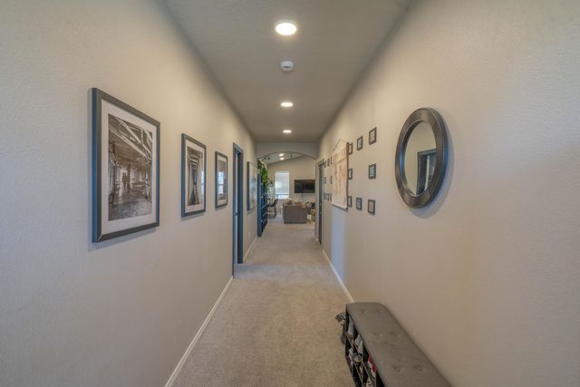 2324 NW Teak Place, Redmond, OR 97756