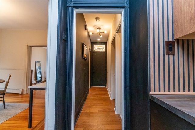 8 Springgarden 3, Boston, MA 02125