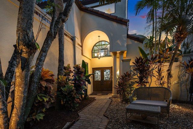 23496 Mirabella Circle S, Boca Raton, FL 33433