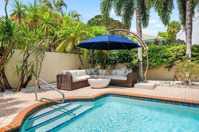 23496 Mirabella Circle S, Boca Raton, FL 33433