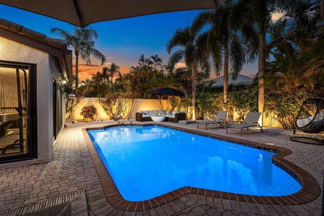 23496 Mirabella Circle S, Boca Raton, FL 33433