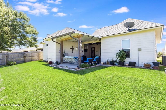 217 Trail Pointe Drive, Scott, LA 70583