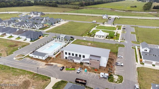 217 Trail Pointe Drive, Scott, LA 70583