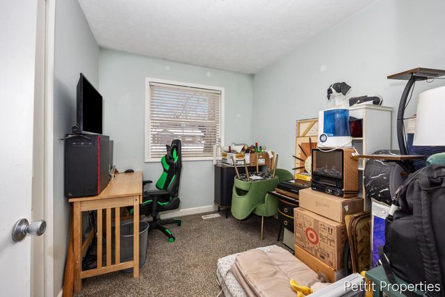 514 Wilson Avenue NW, Grand Rapids, MI 49534