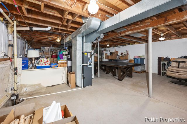 514 Wilson Avenue NW, Grand Rapids, MI 49534