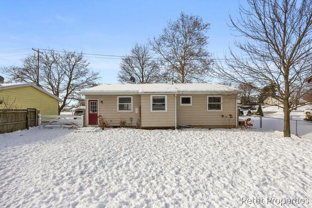 514 Wilson Avenue NW, Grand Rapids, MI 49534