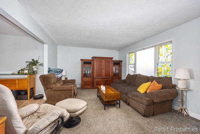 514 Wilson Avenue NW, Grand Rapids, MI 49534