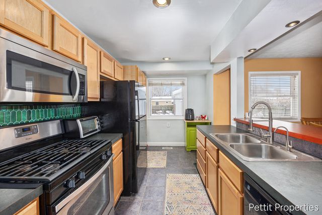 514 Wilson Avenue NW, Grand Rapids, MI 49534