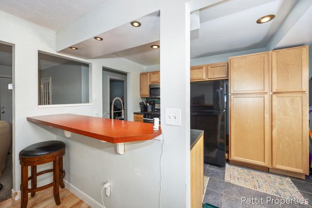 514 Wilson Avenue NW, Grand Rapids, MI 49534