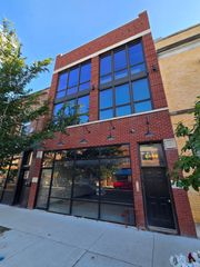 2886 N Milwaukee Avenue, Chicago, IL 60618