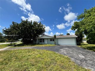 4300 NW 9th Court, Coconut Creek, FL 33066