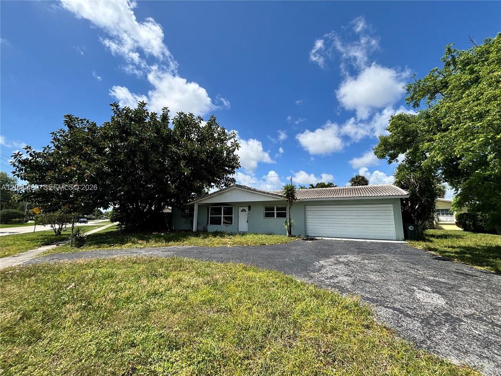 4300 NW 9th Court, Coconut Creek, FL 33066