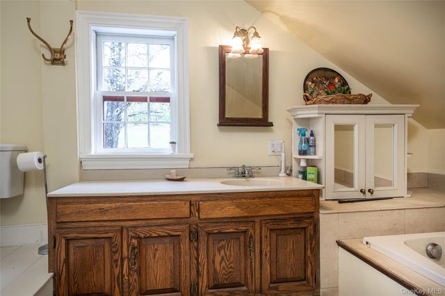 37 Sheffield Road, Amenia, NY 12501