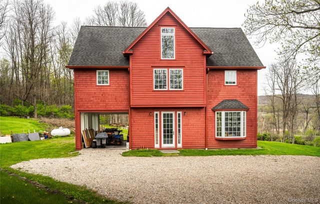 37 Sheffield Road, Amenia, NY 12501