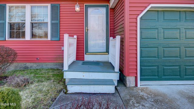 16 Breckenridge Drive, Johnstown, NY 12095