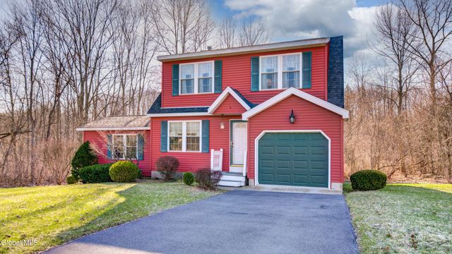 16 Breckenridge Drive, Johnstown, NY 12095