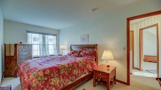 16 Breckenridge Drive, Johnstown, NY 12095
