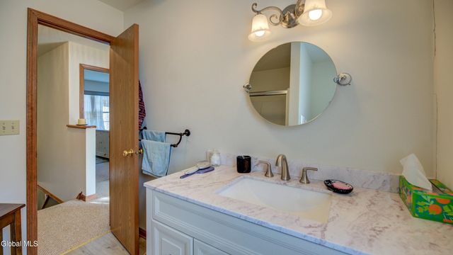 16 Breckenridge Drive, Johnstown, NY 12095