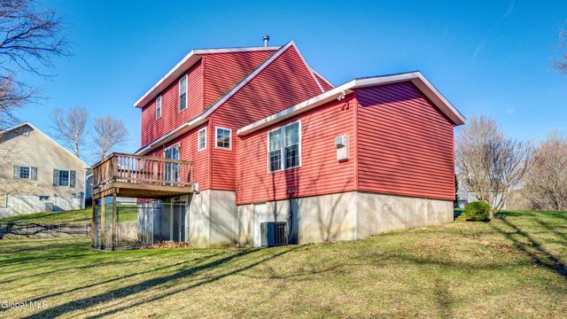 16 Breckenridge Drive, Johnstown, NY 12095