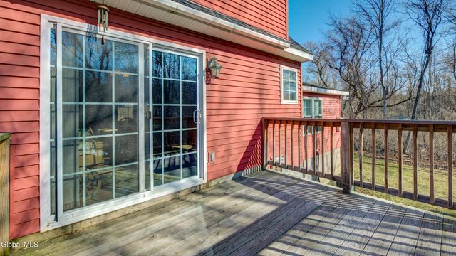 16 Breckenridge Drive, Johnstown, NY 12095