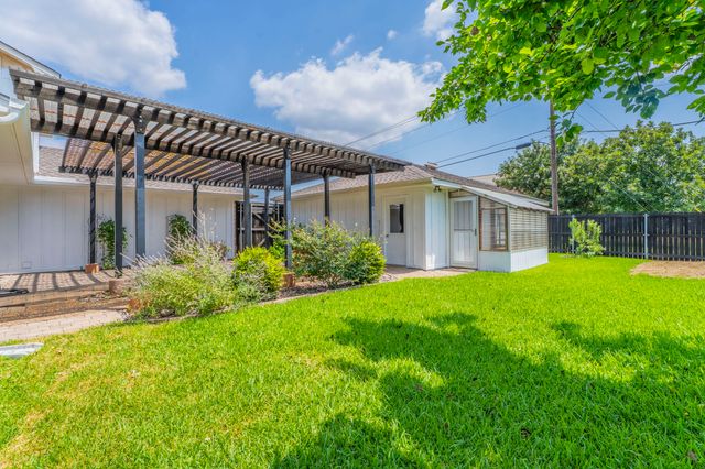 3300 Wells Drive, Plano, TX 75093