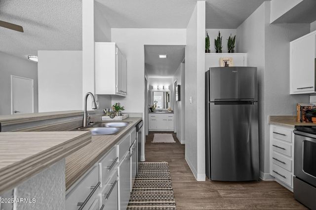 250 S ELIZABETH Way A2, Chandler, AZ 85225