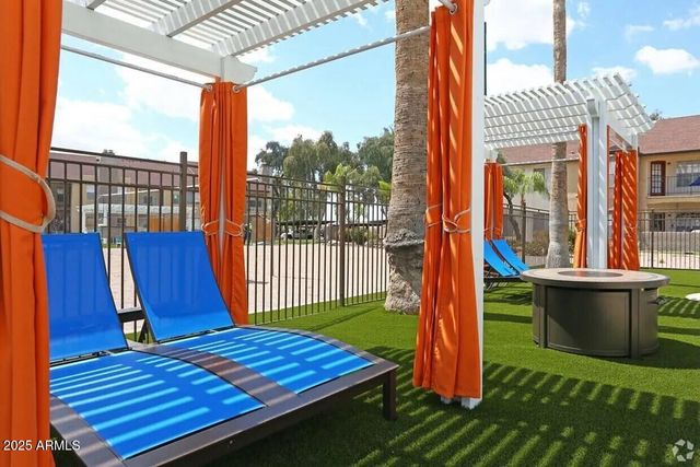 250 S ELIZABETH Way A2, Chandler, AZ 85225