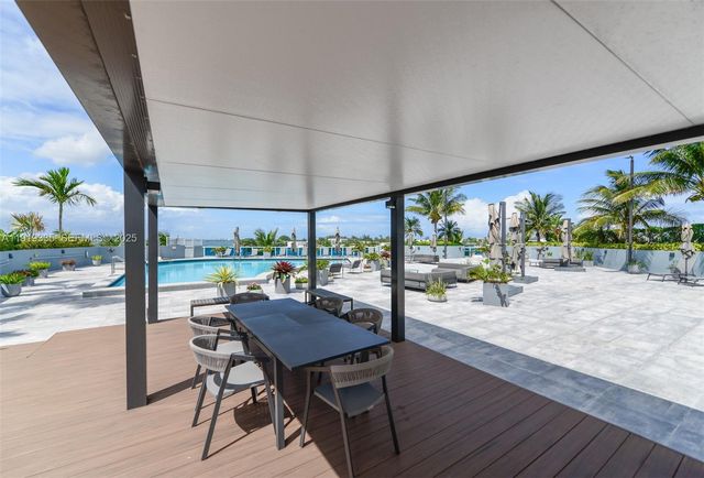 1881 79th St Cswy 2004, North Bay Village, FL 33141