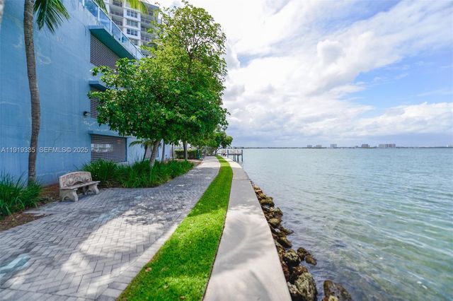 1881 79th St Cswy 2004, North Bay Village, FL 33141