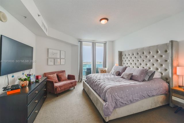 1881 79th St Cswy 2004, North Bay Village, FL 33141