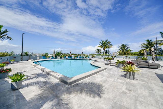 1881 79th St Cswy 2004, North Bay Village, FL 33141