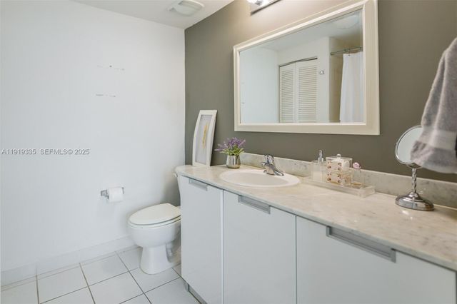 1881 79th St Cswy 2004, North Bay Village, FL 33141