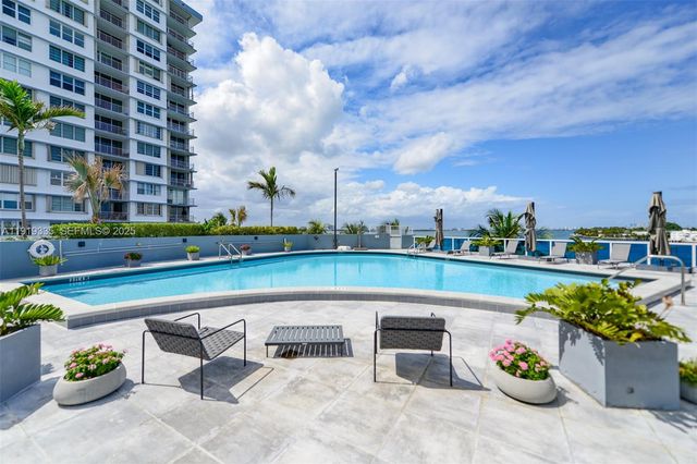 1881 79th St Cswy 2004, North Bay Village, FL 33141