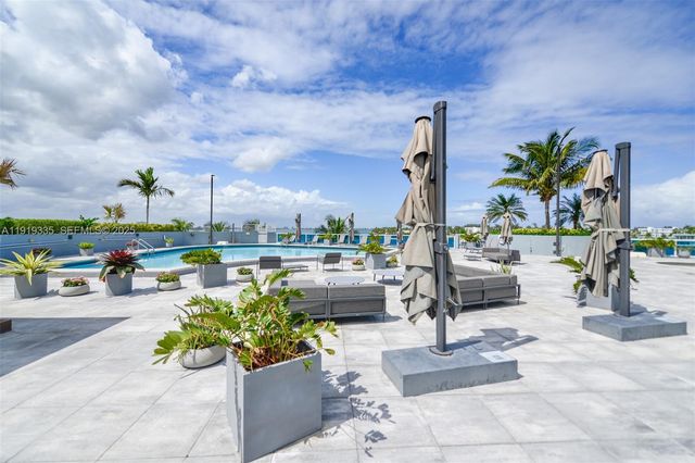 1881 79th St Cswy 2004, North Bay Village, FL 33141