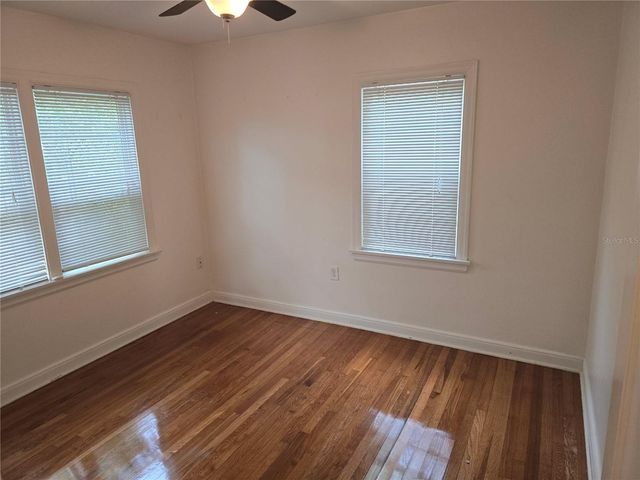 1001 W BEACON AVENUE, Tampa, FL 33603