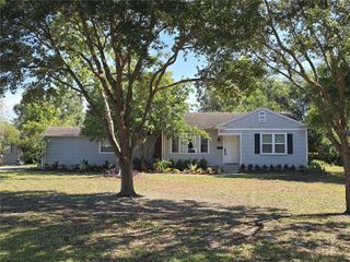 1001 W BEACON AVENUE, Tampa, FL 33603