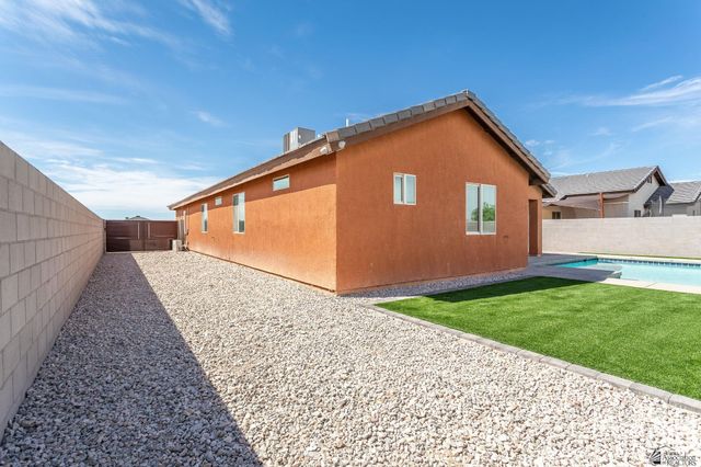 3774 E Eric Salazar Pl, San Luis, AZ 85336