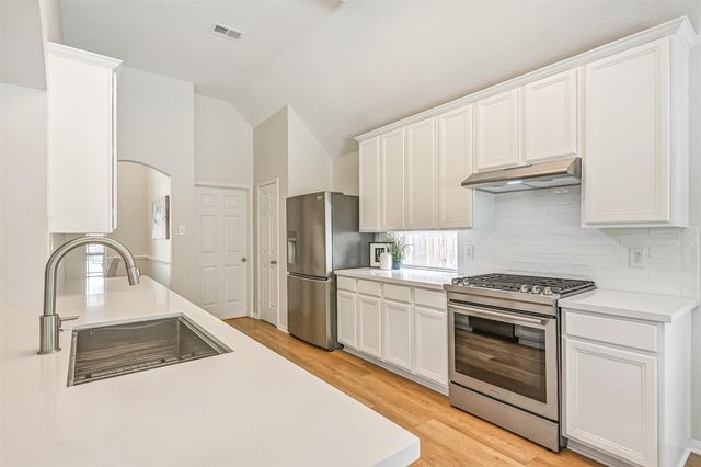 3602 Sunburst Drive, Manvel, TX 77578