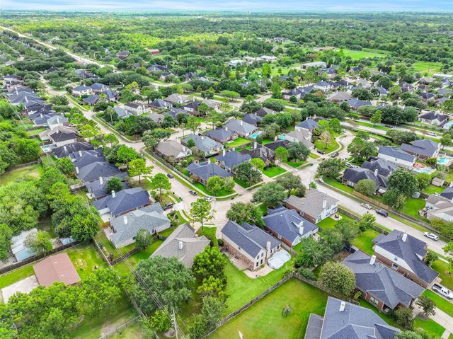 3602 Sunburst Drive, Manvel, TX 77578