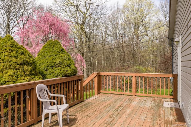 264 Mountain Road, Port Jervis, NY 12771