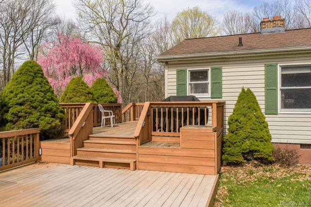 264 Mountain Road, Port Jervis, NY 12771