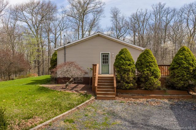264 Mountain Road, Port Jervis, NY 12771
