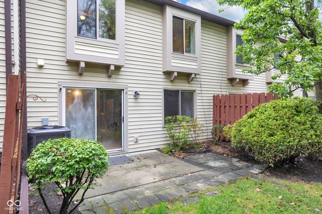 9213 Sea Pine Lane, Indianapolis, IN 46250