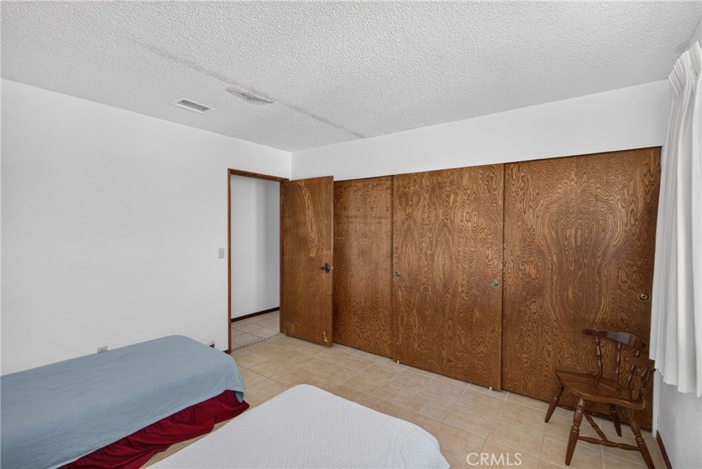 Image 17 of property listing at 35174 Ivy, Yucaipa, CA 92399