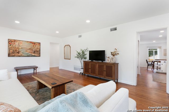 534 Cosgrove St, San Antonio, TX 78210